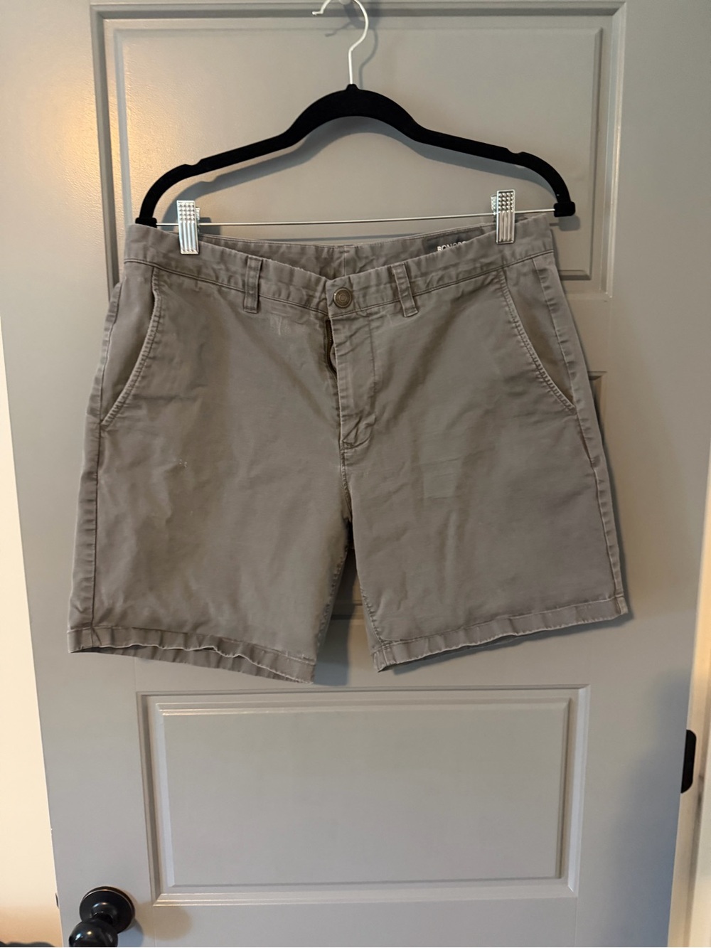 Bonobos Men's Flat-Front Casual Shorts - Light Taupe